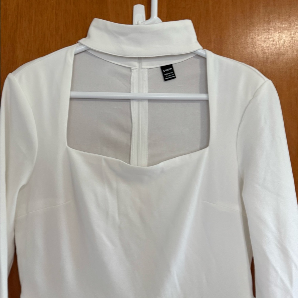 Pantsuit, white, square neckline with a high choker style collar. L, SHEIN, EUC - Picture 3 of 8